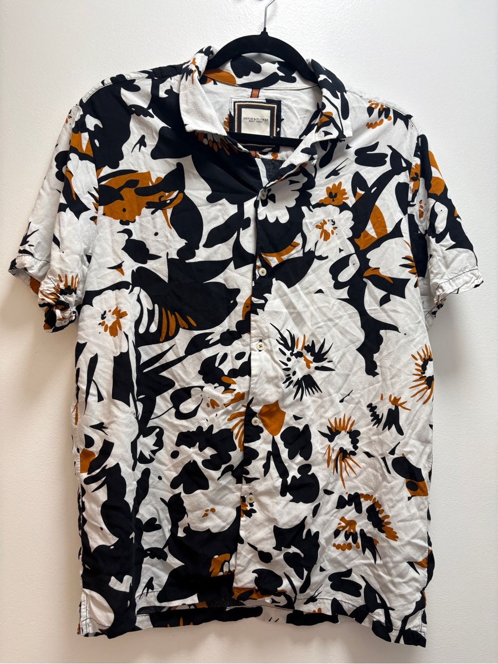 Denim & Flower Black, White & Mustard Floral Short-Sleeve Button-Up Shirt